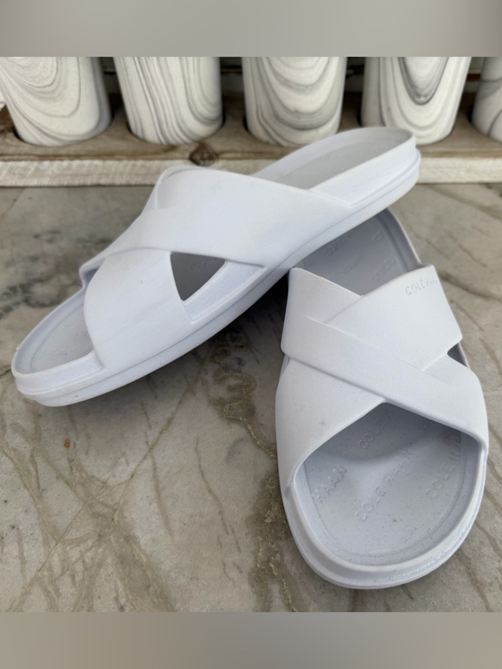 COLE HAAN Findra White Waterproof Rubber Crisscross Slide Sandals Size-9 - Picture 3 of 9